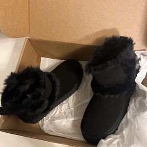 Project Cloud Women’s Furby Winter Boots - Genuine Suede Black Booties - Size 8